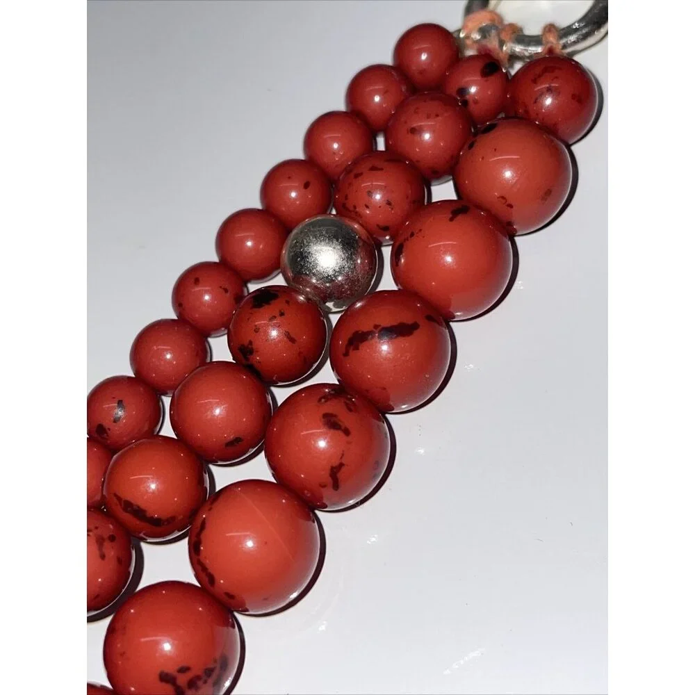 NECKLACE RED CORAL LOOK TRIPLE STRAND‎ FLOWER FUN FASHION COLLECTIBLE PLASTIC